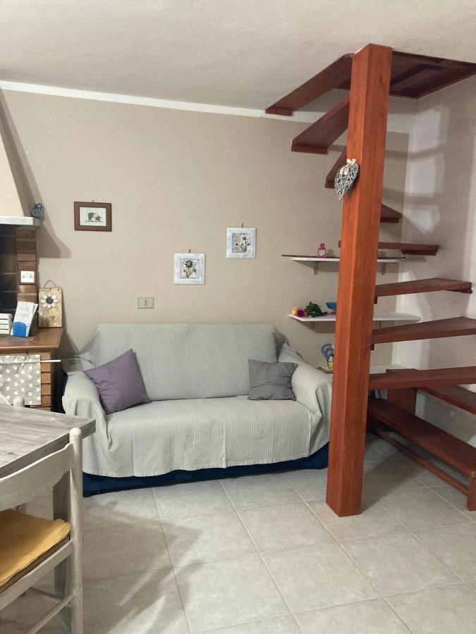 Vila Da Francesca Palmadula Exteriér fotografie