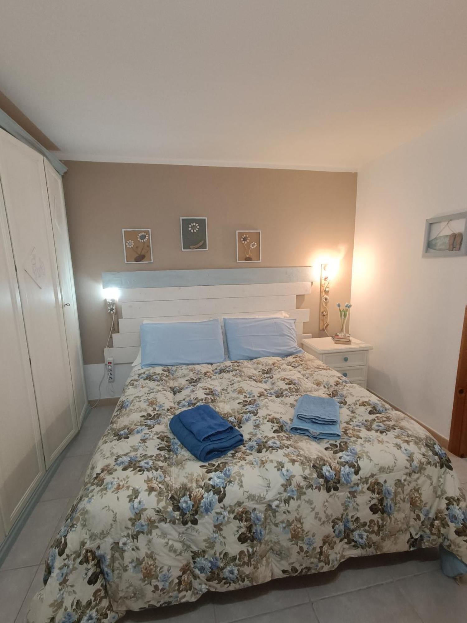 Vila Da Francesca Palmadula Exteriér fotografie
