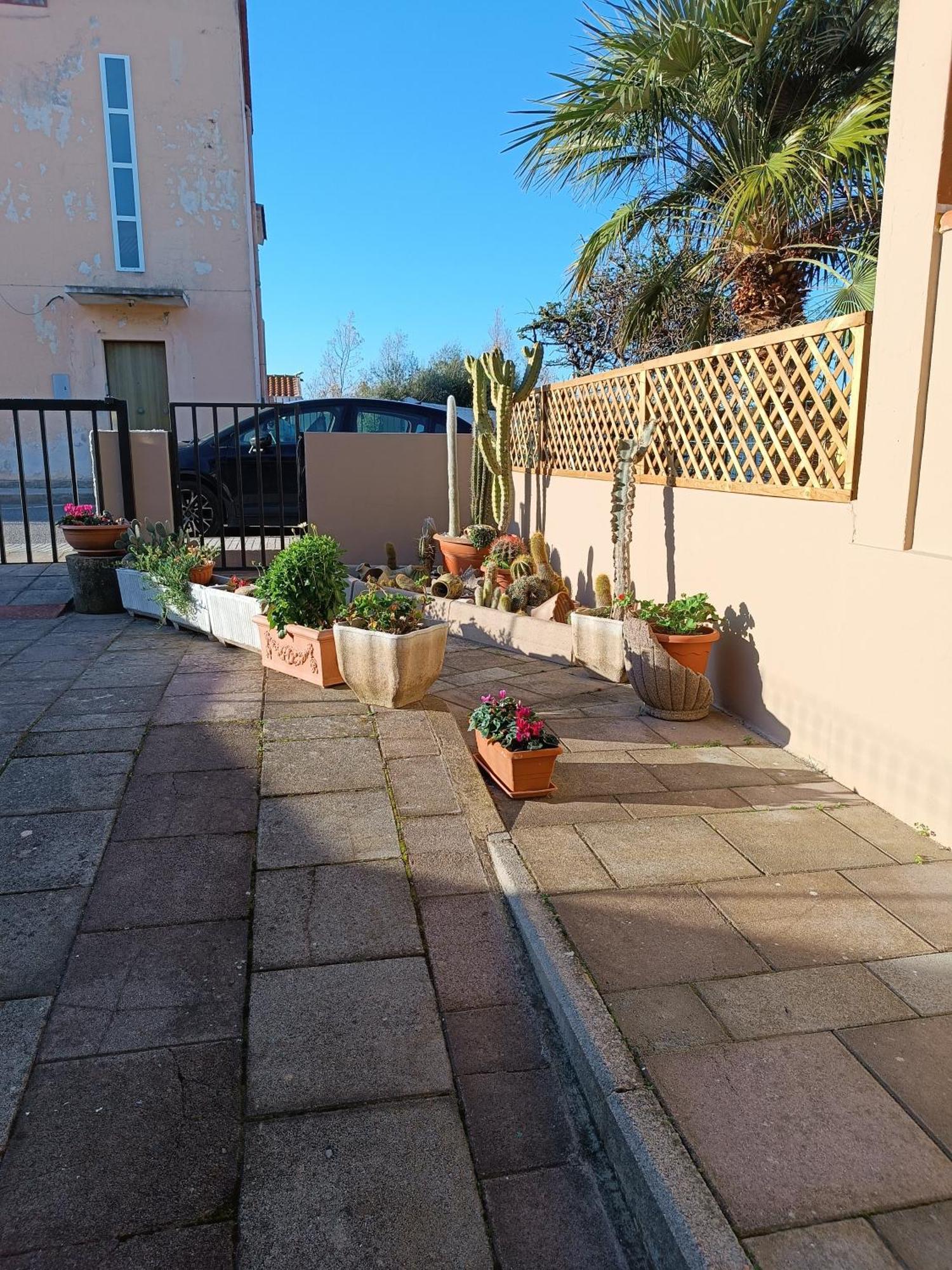 Vila Da Francesca Palmadula Exteriér fotografie